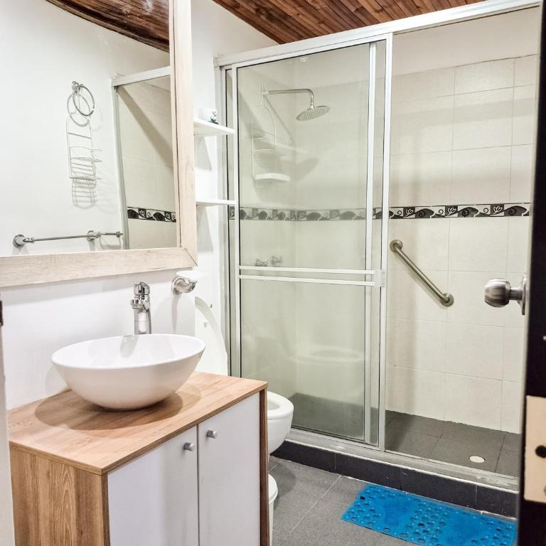 Casa de descanso con Jacuzzi privado - Girardot - Casa de 2 dormitorios - 8