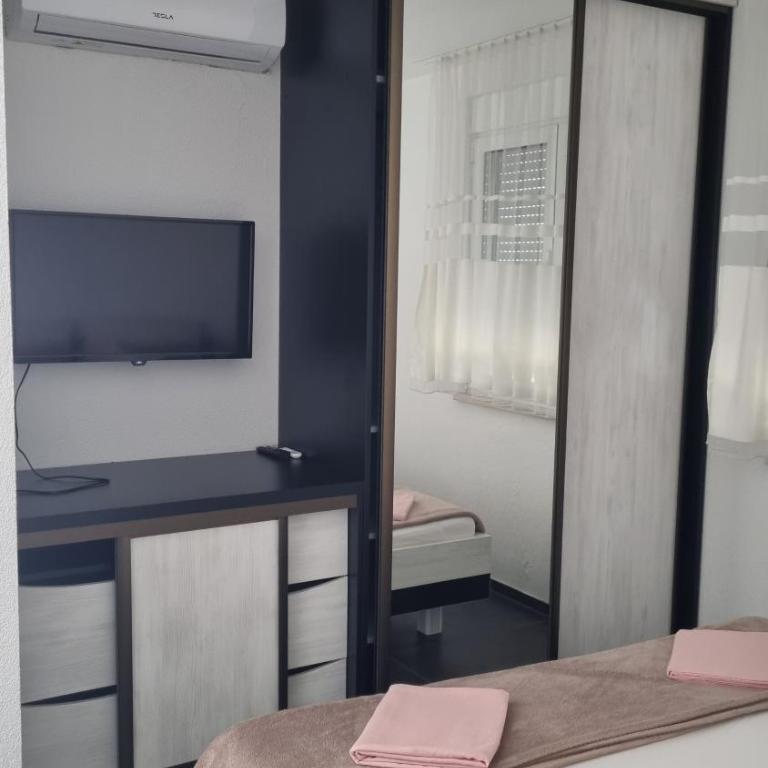 Apartmani Sutomore Tri Palme - Penthaus Apartman sa 4 Spavaće Sobe - 18