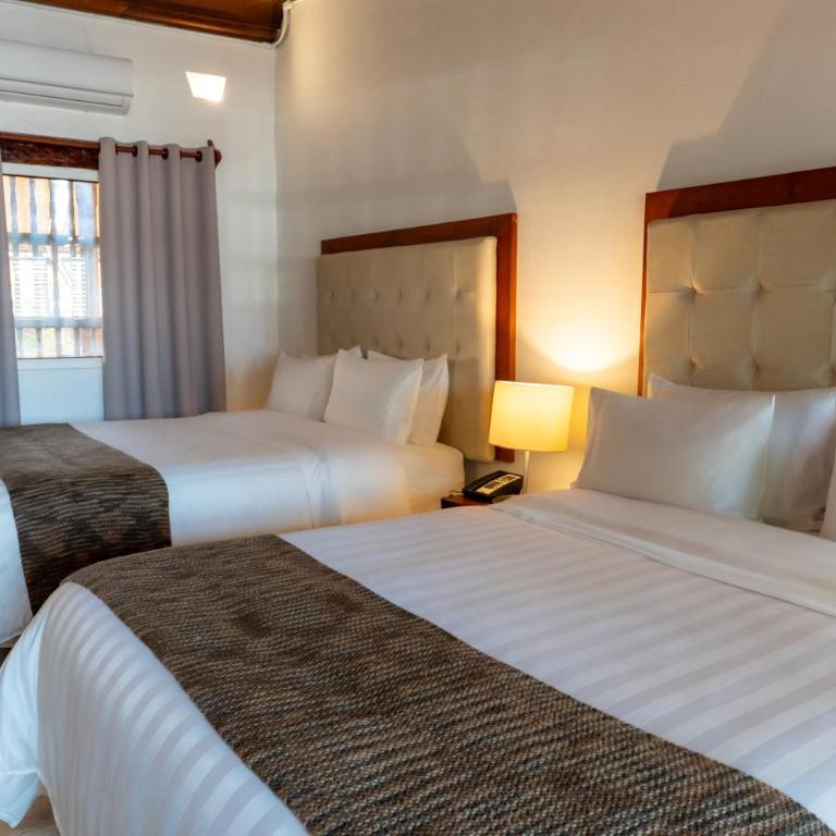 GHL Collection Armería Real Hotel - Superior Quadruple Room - 2