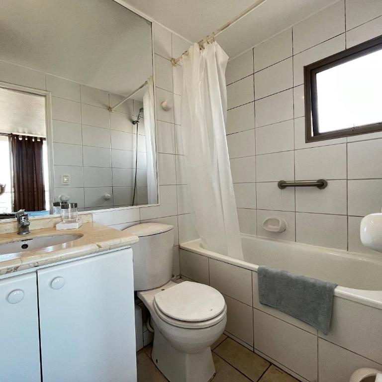 Living Montt - Two-Bedroom Apartment - 36