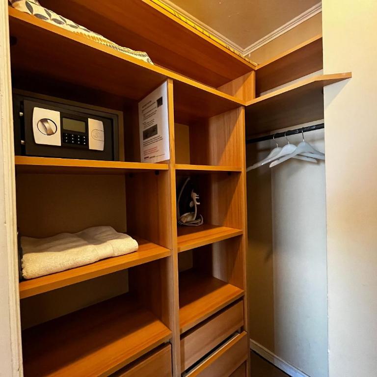 Living Montt - Two-Bedroom Apartment - 38