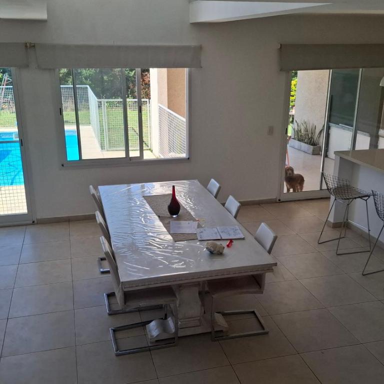 Casa con Pileta Los Arces Pilar - Three-Bedroom House - 8