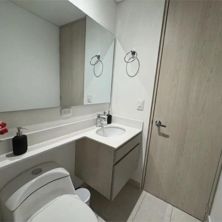 Modern apto Near Corferias wifi and kitchen I QS living 305 - Apartamento - 4