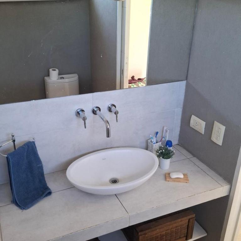 Casa con Pileta Los Arces Pilar - Three-Bedroom House - 3