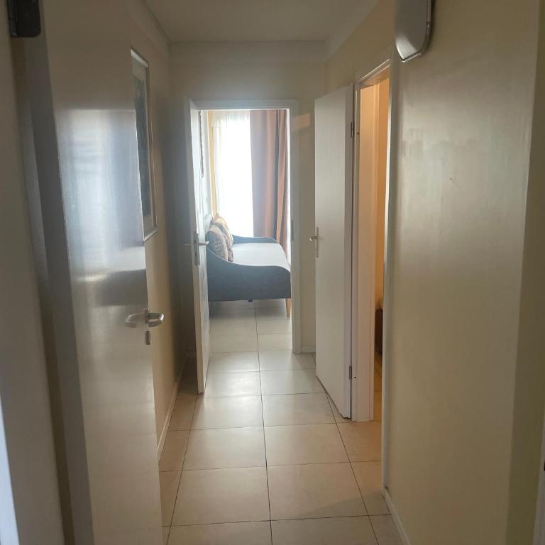 Baynunah Suites Aparthotel - Two-Bedroom Apartment with Balcony - 6