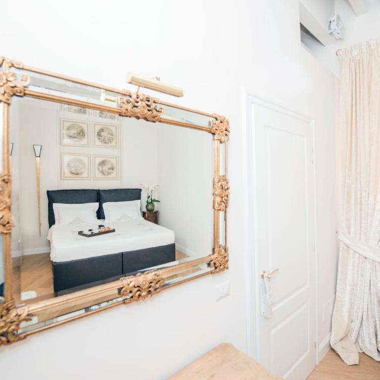 StarHome Pantheon - Deluxe Double Room with Bath - 19