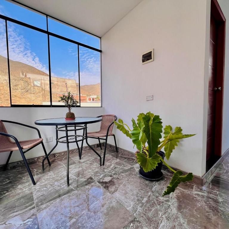 Casa Cubo Deluxe in La Molina - Three-Bedroom Apartment - 17