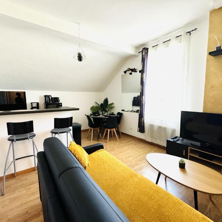 Le Tropical- Beau T2 à 5min du centre-ville - One-Bedroom Apartment - 10