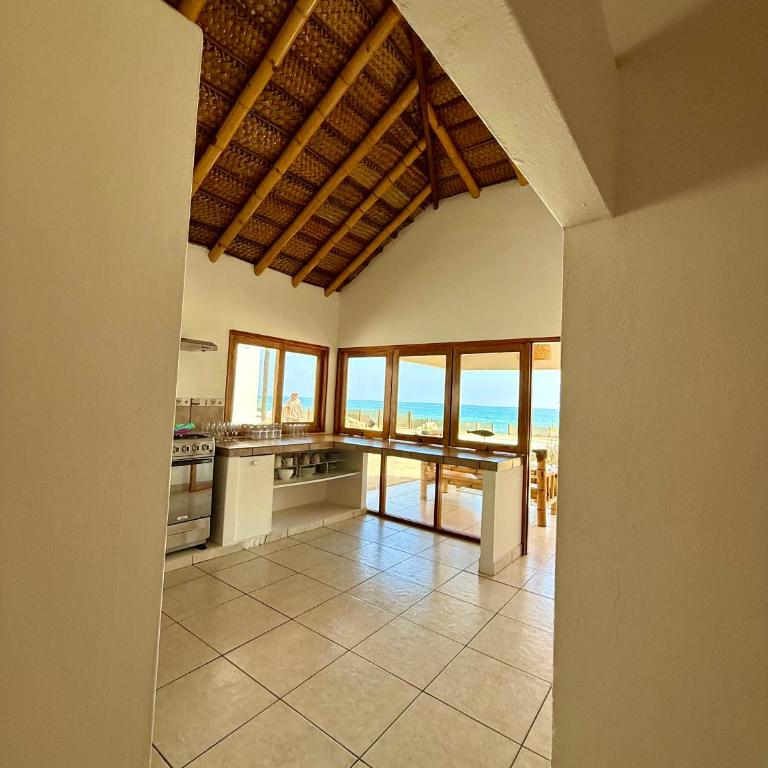 Casa Waltako - Three-Bedroom House - 10
