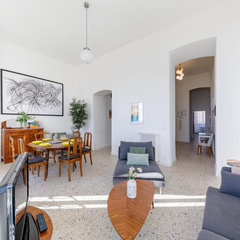 Somptueux Apt 137m2 Vue Mer Carré d'Or Menton - Three-Bedroom Apartment with Sea View - 20