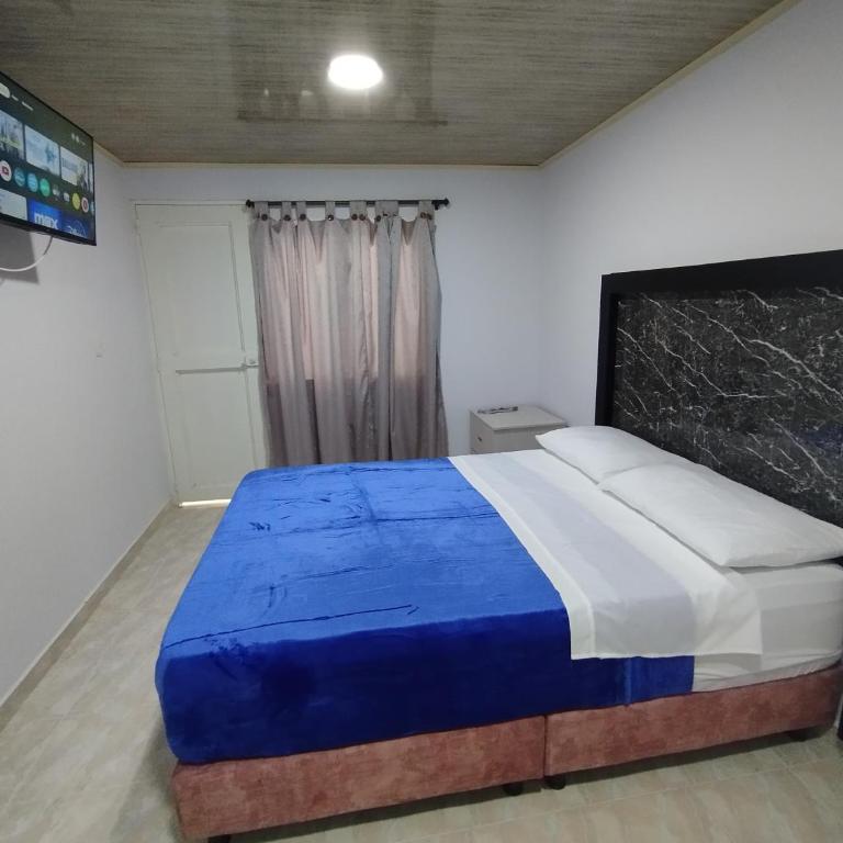 GURUS FR - Casa Querendona, cerca San Jorge y parque El Lago - One-Bedroom Apartment - 13
