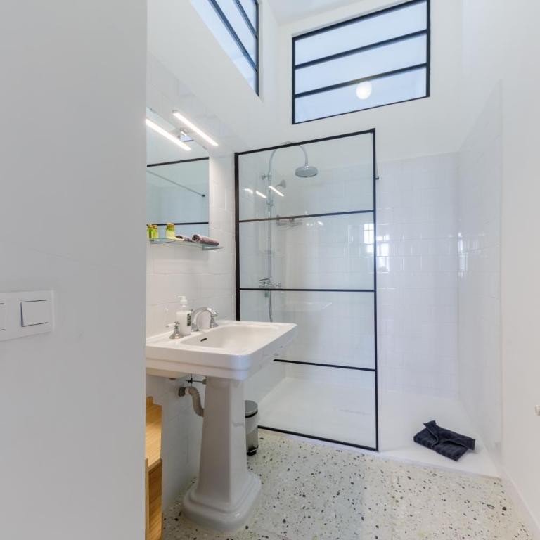 Somptueux Apt 137m2 Vue Mer Carré d'Or Menton - Three-Bedroom Apartment with Sea View - 30
