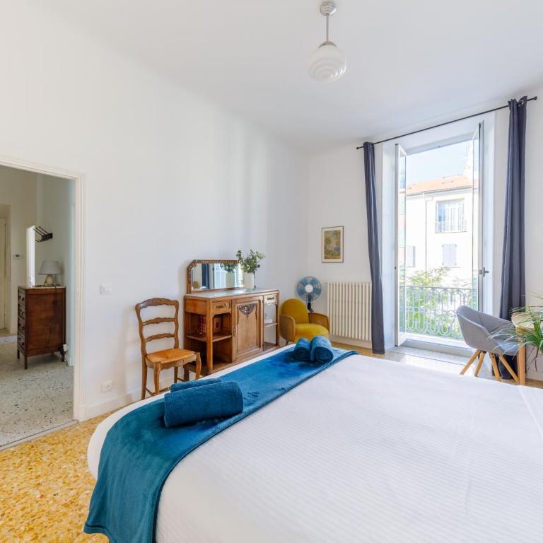 Somptueux Apt 137m2 Vue Mer Carré d'Or Menton - Three-Bedroom Apartment with Sea View - 32