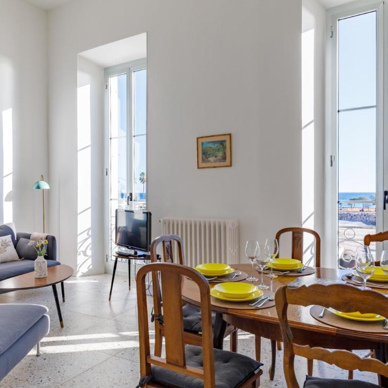 Somptueux Apt 137m2 Vue Mer Carré d'Or Menton - Three-Bedroom Apartment with Sea View - 34