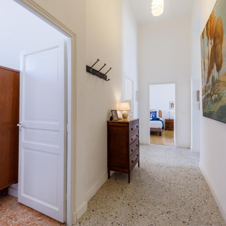 Somptueux Apt 137m2 Vue Mer Carré d'Or Menton - Three-Bedroom Apartment with Sea View - 35