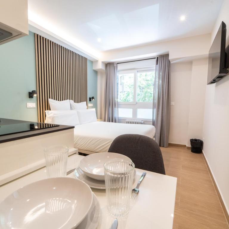 I'M Room Suites Nuevos Ministerios - Bernabeu 'Digital Access' - Habitación Doble Deluxe - 2