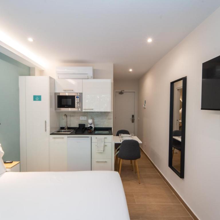 I'M Room Suites Nuevos Ministerios - Bernabeu 'Digital Access' - Habitación Doble Deluxe - 5