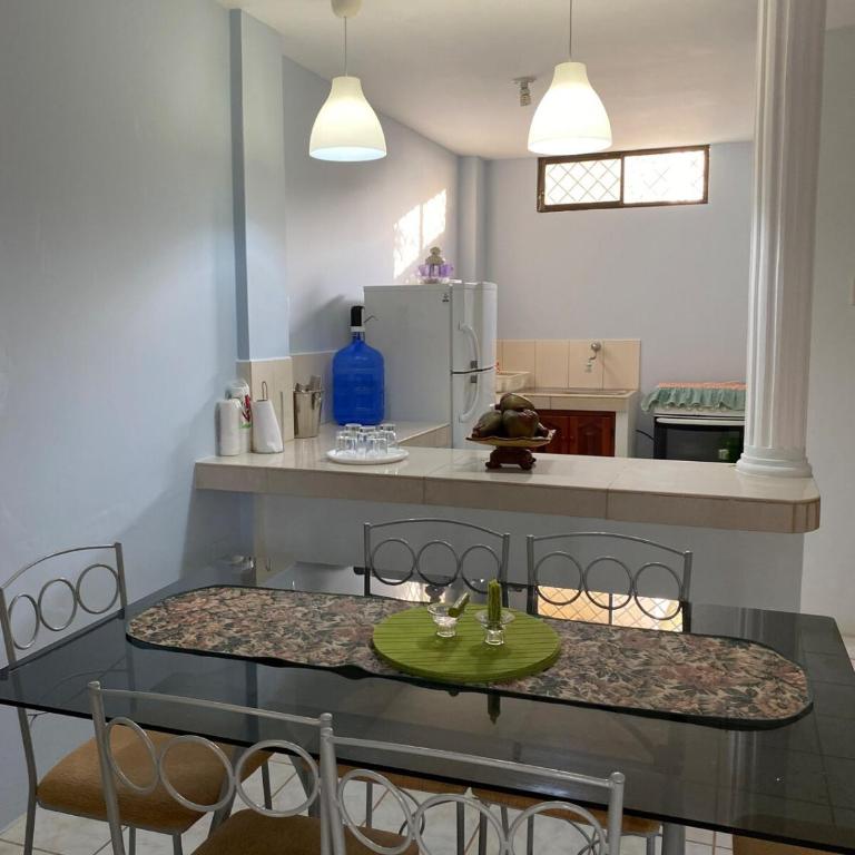 Crucita Beach house - Casa de 5 dormitorios - 8