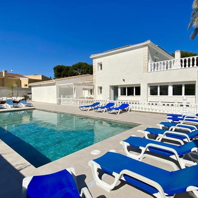 Villa Luxueuse HIVA OA à 3 min à pied de la plage - Villa - 2