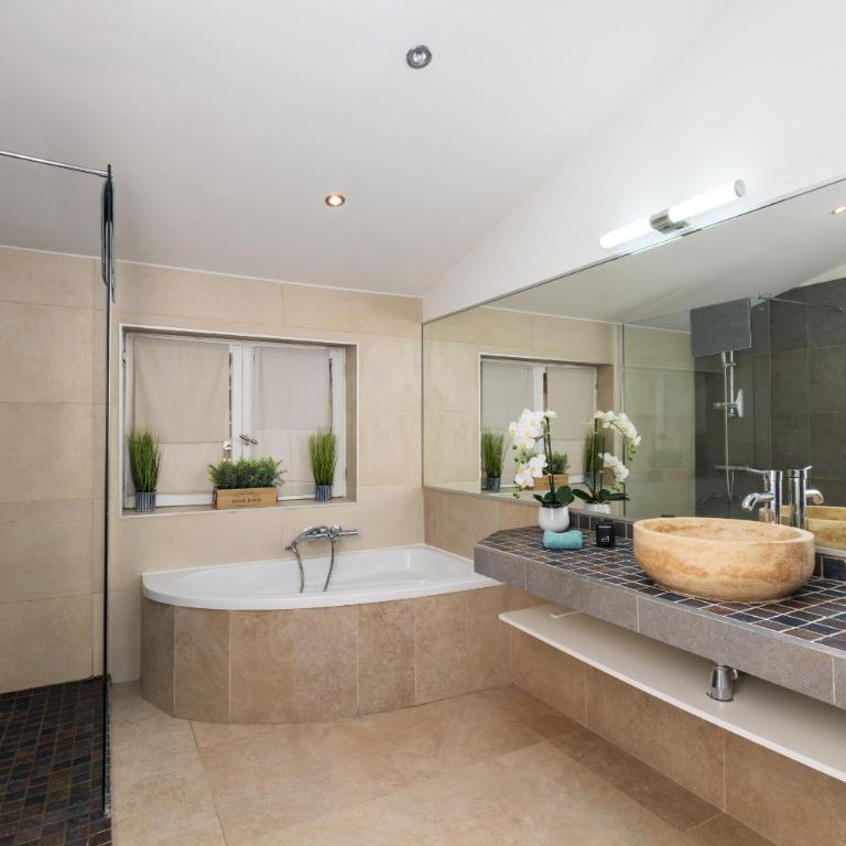 Villa Mazal - Casa Vacanze con 4 Camere da Letto - 13