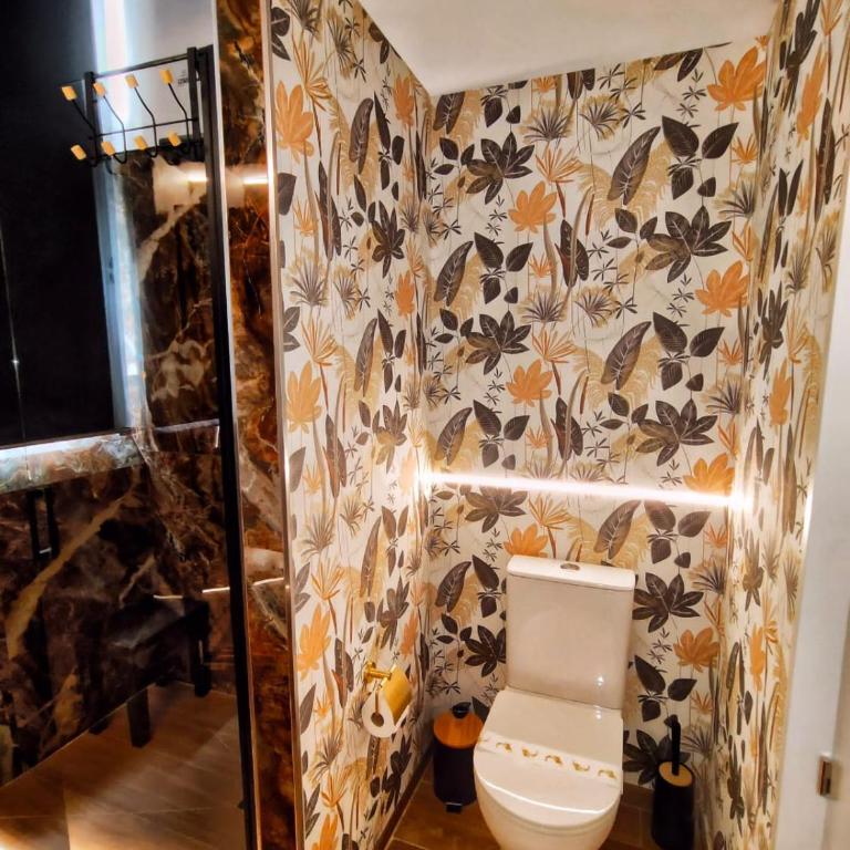 Apartamentos Buendia Suites - Torremolinos Centro - Suite Presidencial - 5