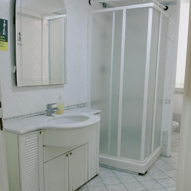 Minerva Rooms - Posto Letto in Dormitorio Misto con 4 Letti - 14