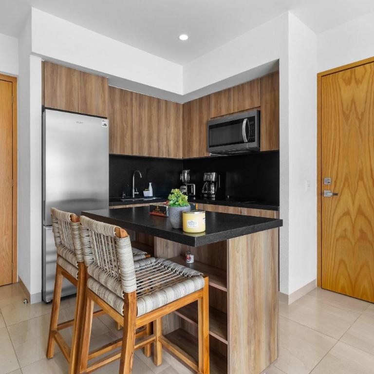 Sol y playa, en la Zona Dorada - Apartamento con vistas al mar - 22