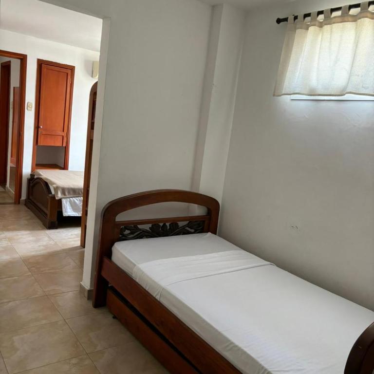 A 1 Calle del mar WIFI AC Comodo y Familiar - Apartment - 9