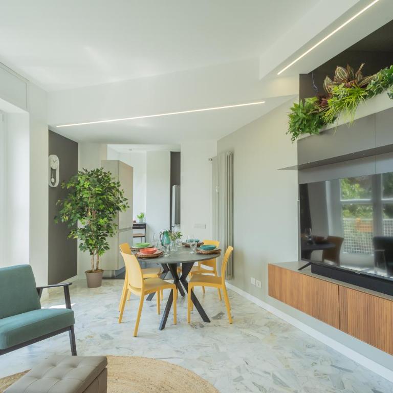 Como Panorama by Rent All Como - Appartamento con 2 Camere da Letto - 1