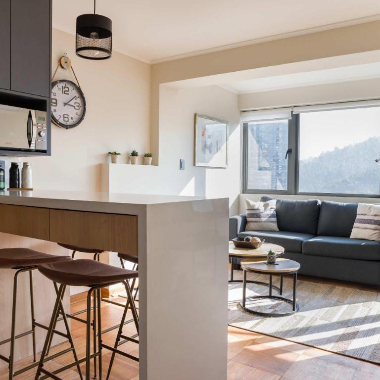 Ideal for 4 and Close To Everything in Vitacura - Apartment - 1