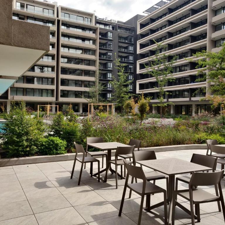 Stylish 2BR Urban Getaway in Providencia - Apartment - 66