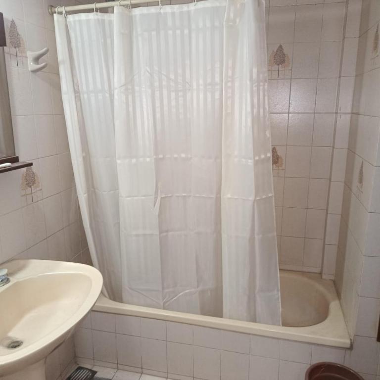 DEPARTAMENTO CÉNTRICO - PISO COMPLETO 108 m2 - Apartamento de 1 dormitorio - 7