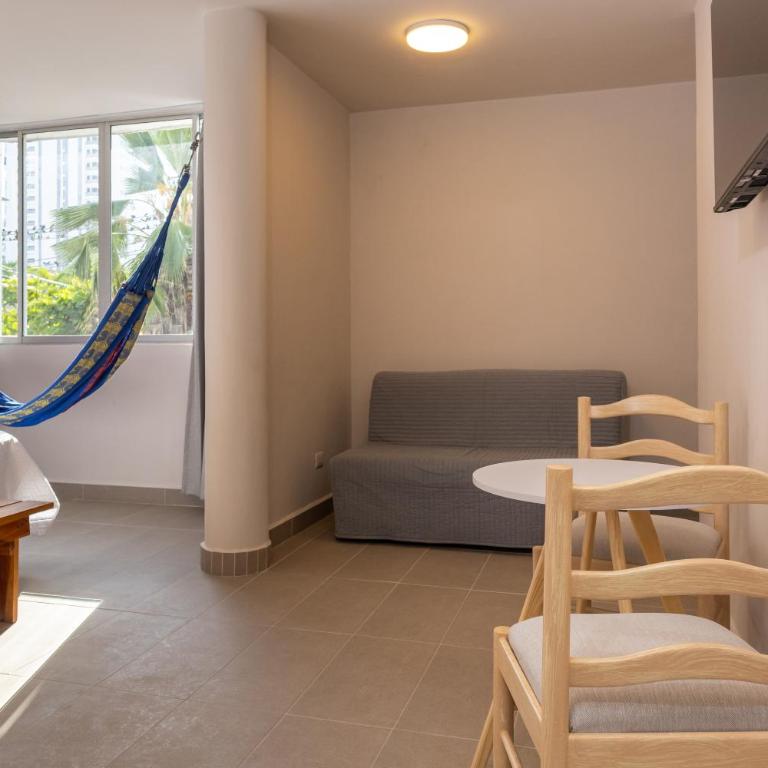 New Pueblito Suites - Cerca a la Playa - Deluxe Family Room - 2