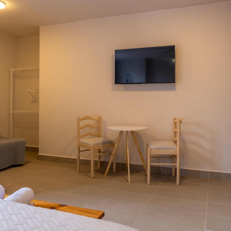 New Pueblito Suites - Cerca a la Playa - Deluxe Family Room - 6