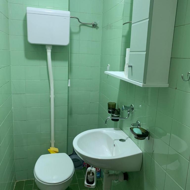 Apartman Bejrut - Three-Bedroom Apartment - 13