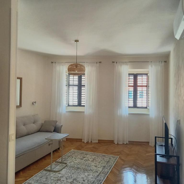 Parilo - One-Bedroom Apartment - 30