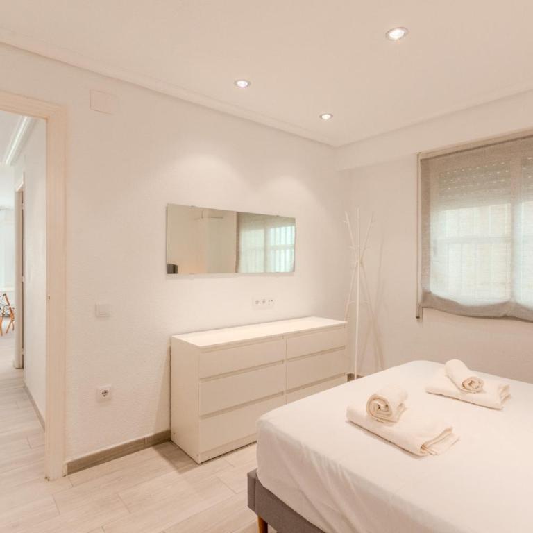 Downtown apartment near the beach and airport - Apartamento de 3 dormitorios - 47