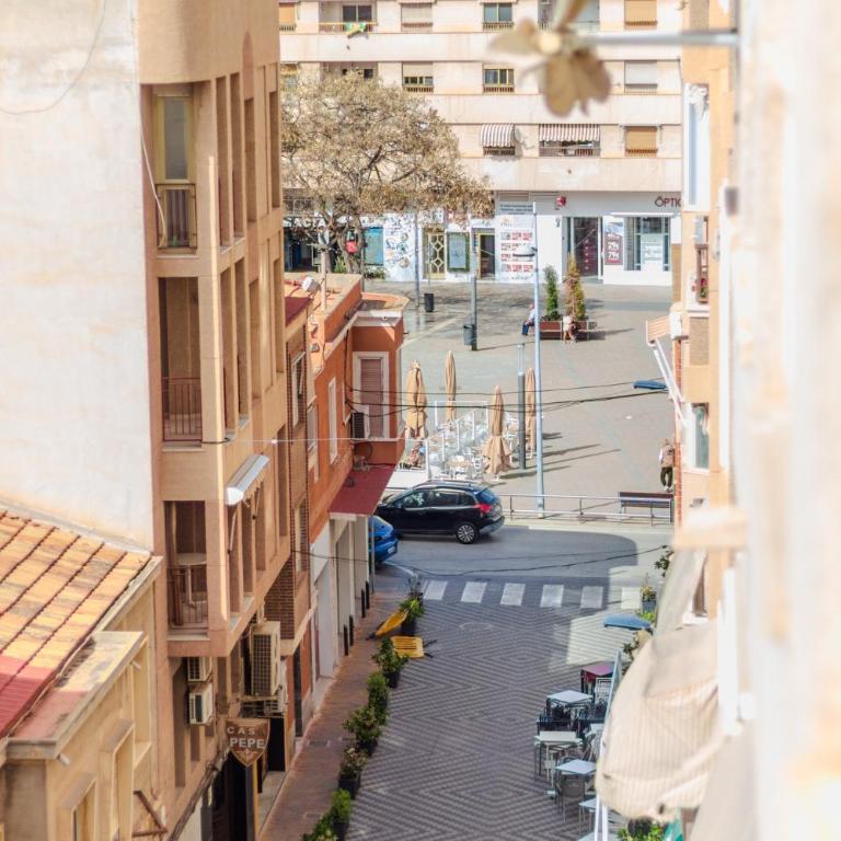 Downtown apartment near the beach and airport - Apartamento de 3 dormitorios - 60