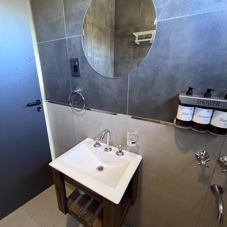 Luna Escandalosa - Two-Bedroom House - 2