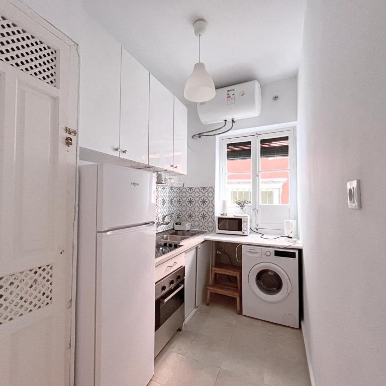 Apartamento Plaza de Doña Elvira 8 - Apartamento de 3 dormitorios - 5