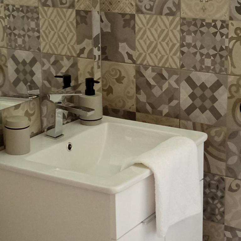 Apartmani Piralis - One-Bedroom Apartment - 5