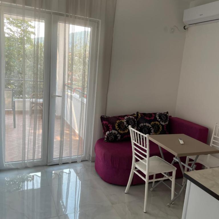Revea - One-Bedroom Apartment - 11