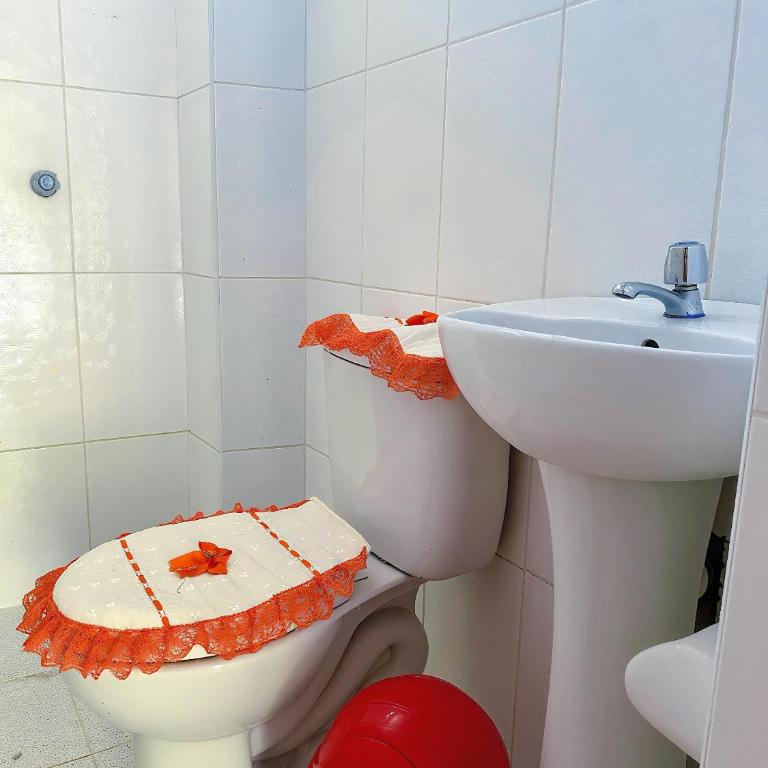 Departamento completo cerca de la Plaza ,cocina equipada y vista a la ciudad - Three-Bedroom Apartment with Mountain View - 11