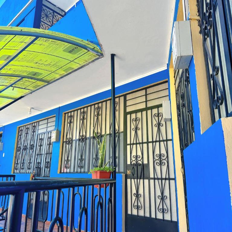 Departamento completo cerca de la Plaza ,cocina equipada y vista a la ciudad - Apartamento de 3 dormitorios con vistas a las montañas - 19