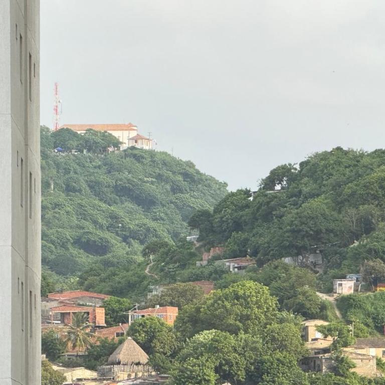 Edificio Torre 811 - Apto 504 - Apartamento de 3 dormitorios con balcón - 6