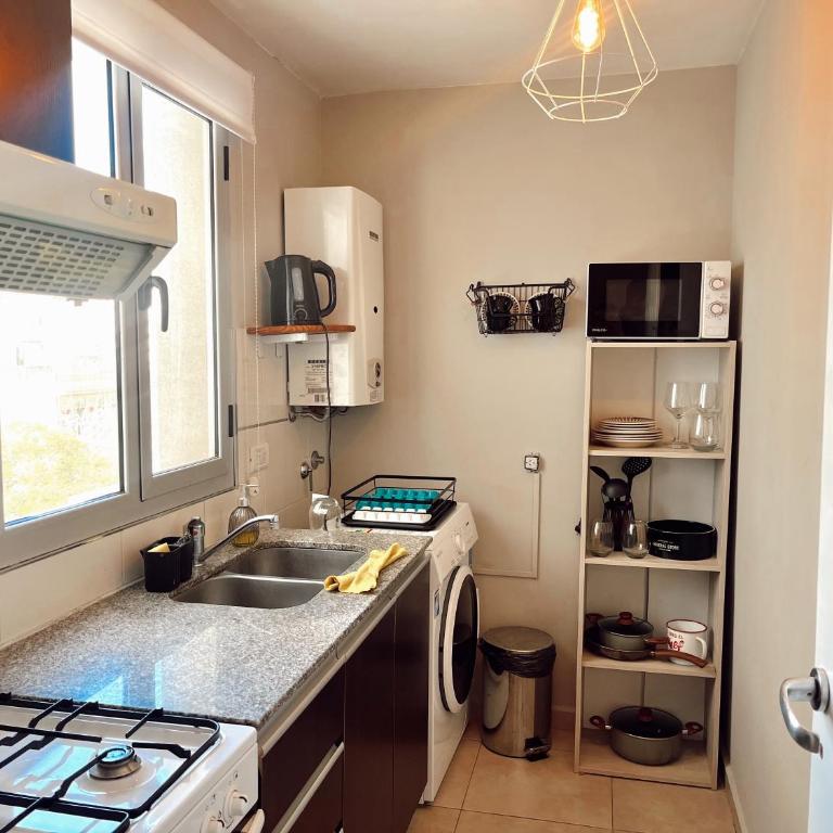 Güemes en el centro de Bahía - Cochera techada Amenities - Apartamento de 1 dormitorio con balcón - 11