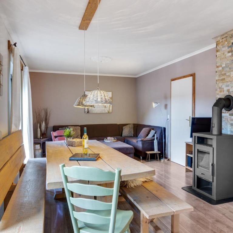 Chalet in Leogang near Ski Lifts - Chalet mit 2 Schlafzimmern - 2