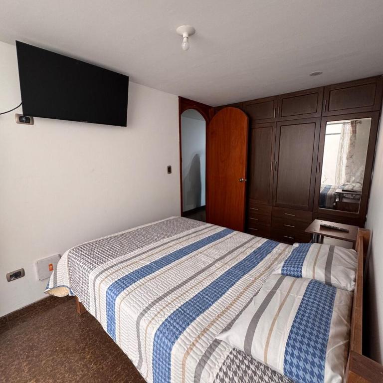 Departamento moderno con vista a los volcanes en el 1er piso - Three-Bedroom Apartment - 10