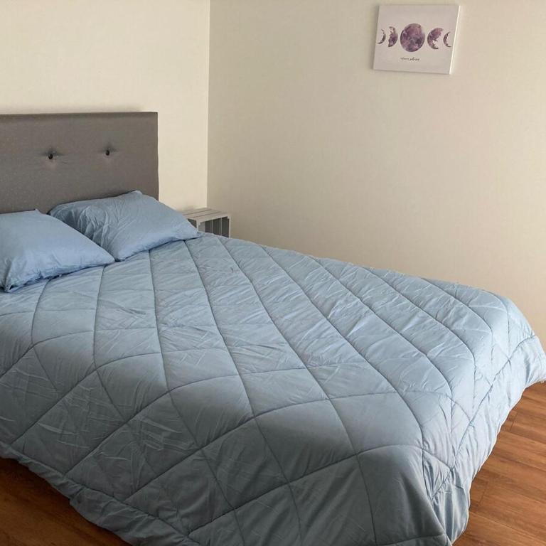 iStay Santuario Linsidro Cerca Hospitales Gym - Two-Bedroom Apartment - 4