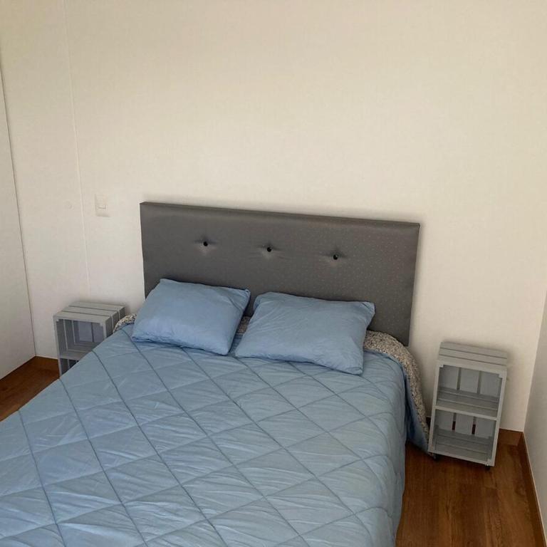 iStay Santuario Linsidro Cerca Hospitales Gym - Two-Bedroom Apartment - 10